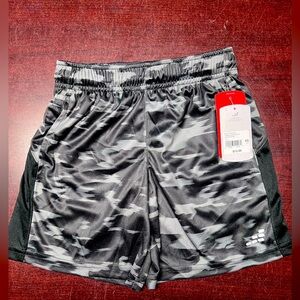 Boys Size 6-7 XS Active Shorts